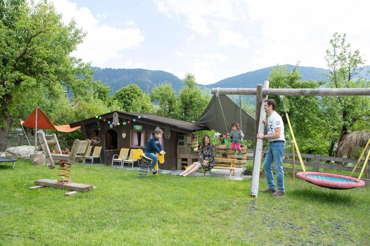 ホテル Brixnerhof Im Zillertal シュリッタース エクステリア 写真