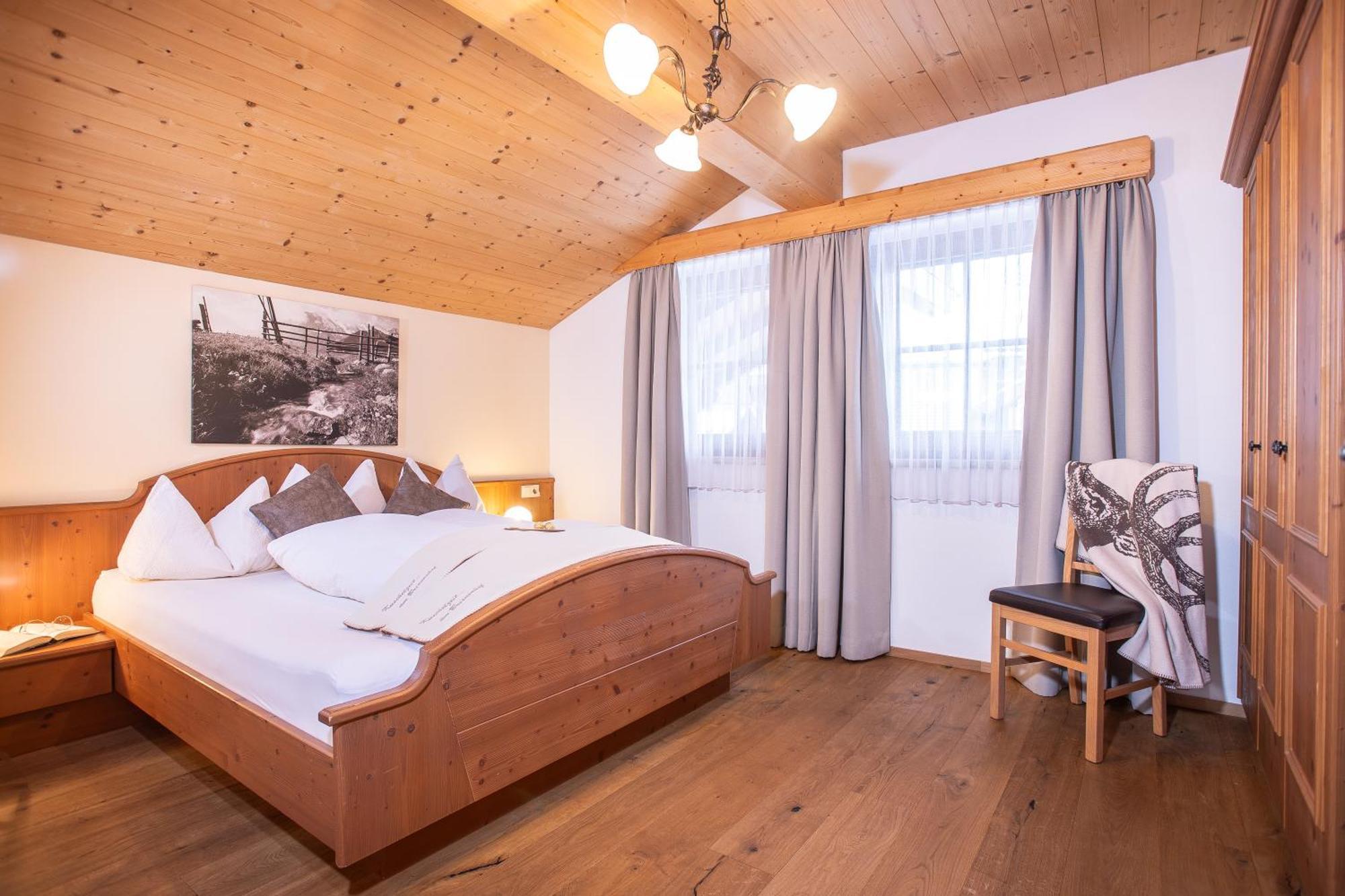 ホテル Brixnerhof Im Zillertal シュリッタース エクステリア 写真